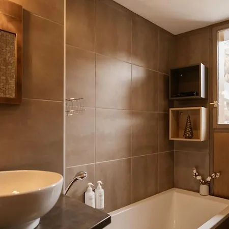 4 Pieces 8 Pers. Expose Sud Avec 3 Et Wifi - Fr-1-263-214 Appartement Valloire